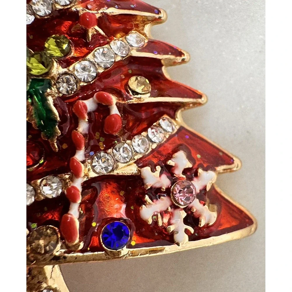Vintage Christmas Tree Brooch Rhinestone Enamel Holiday Pin‎ Red Gold Tone Star